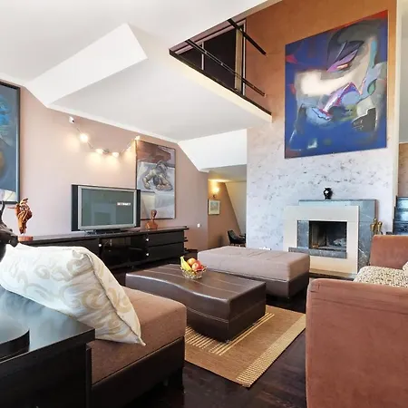 Tower Gardos Hotel de apartamente