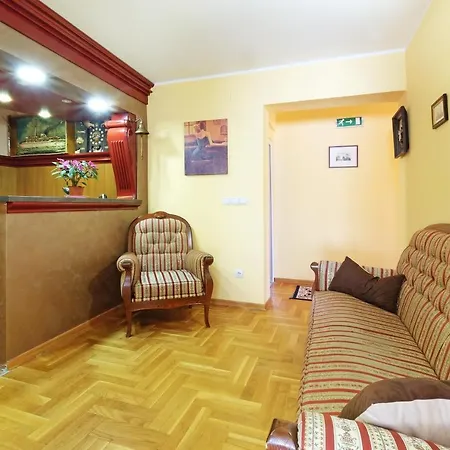 Hotel de apartamente Tower Gardos