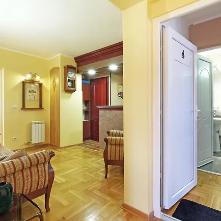 Tower Gardos Hotel de apartamente