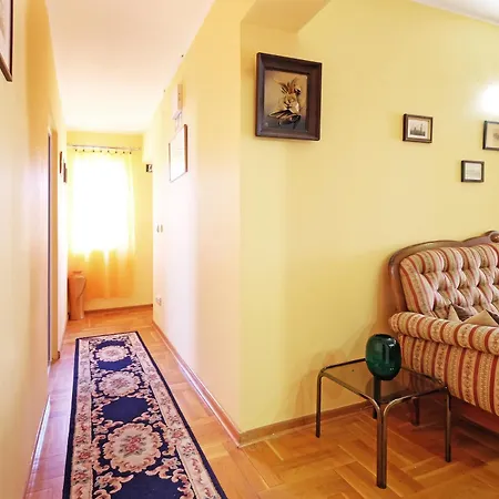 Tower Gardos Hotel de apartamente