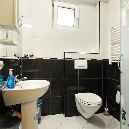 Tower Gardos Aparthotel