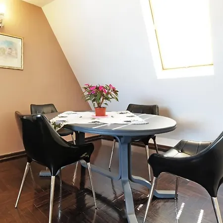 Hotel de apartamente Tower Gardos Belgrad