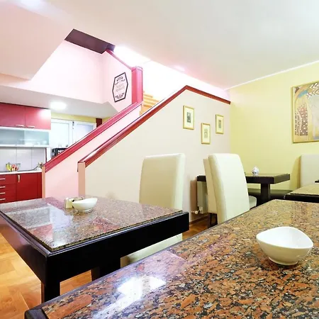 Hotel de apartamente Tower Gardos 3*