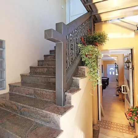 Tower Gardos Hotel de apartamente